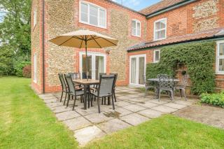 Meadow Farmhouse - 5