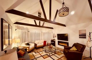 The Wildflower Cottage with AC Firepit with BBQ! - 0