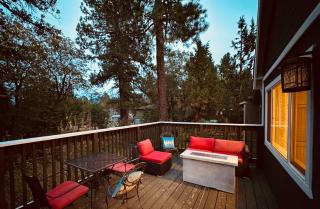 The Wildflower Cottage with AC Firepit with BBQ! - 5