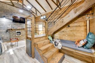 Lake Eufaula Access Cozy Wood Cabin with Yard! - 1