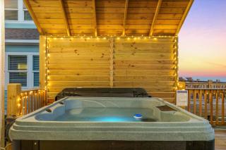 Oceandreamz! Beachfront heated salt pool! Sleep32! - 7