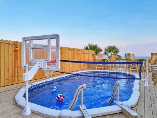 Pooldreamz! Beachfront Heated Salt Pool! Sleep24! - 0