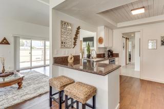 Mtn-View Getaway with Pool 4 Mi to Dtwn Palm Desert - 1
