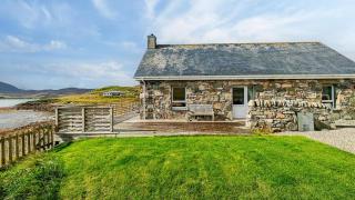 Riof Ocean Cottage - 2