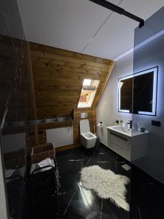 Riverside A-frame - 3