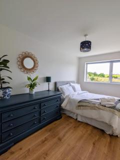 Large house 10 min walk to beautiful Wexford Beach - 1