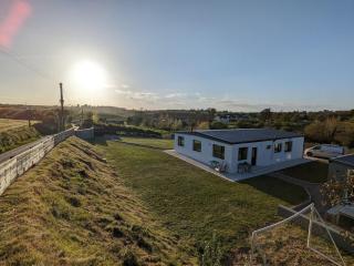 Large house 10 min walk to beautiful Wexford Beach - 4