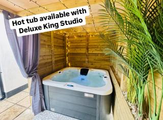 Holyland House - Greenacres Estates - 8