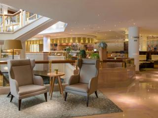 Mövenpick Hotel Geneva - 2