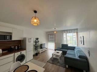 Cozy appartement moderne proche Paris & Aéroport d'Orly au pied du metro 14 - 0