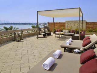 Mövenpick Hotel Bahrain - 3