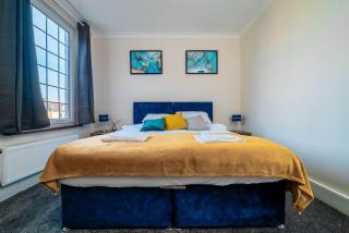 Stylist and Cosy 1 bed Apartment LongStay Parking Sleeps 3 WiFi - 1