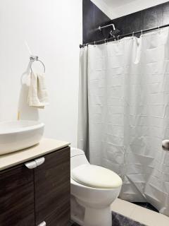 Apartamento Nuevo, Elegante, Cómodo y central - 8