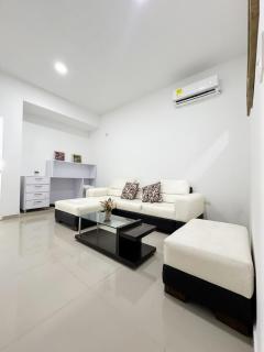 Apartamento Nuevo, Elegante, Cómodo y central - 2