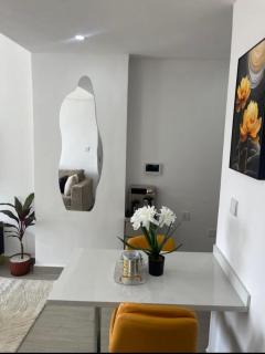Kilimani Executive One Bedroom with Pool, Gym & Sauna - 5