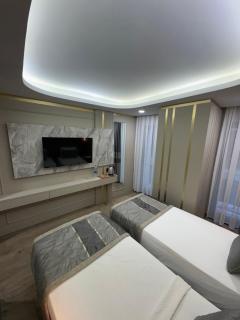 Elysia Hotel - 1