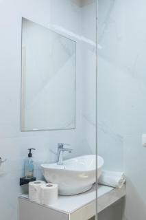 Noima Luxury Suites - 8