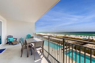 Blu Condos 305 - 1