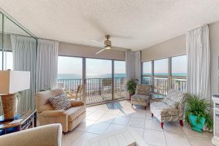 Emerald Towers West 2007 - 2