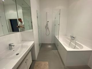 Modern, Bright, Spacious 3-Room-Apartment in a Nice Area of Vienna - 1