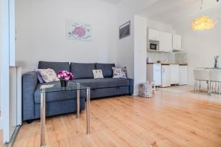 Lavanda Apartment With Terrace - Happy Rentals - 9