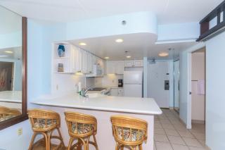 Ilikai Tower 720 Lagoon View 1BR - 6