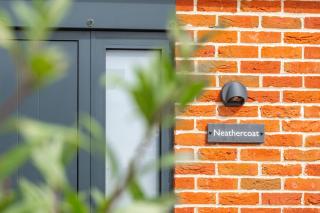Neathercoat - 4