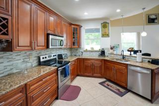 5 Mi to Boating! Port St Lucie Home with Backyard - 7
