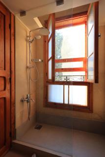 Dar Asmat Batroun Charming 3-Bedroom Stone Home Steps from Old Town & Beach - 1
