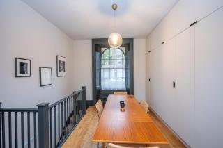 Luxury & Stylish Duplex with Private Garden - 5
