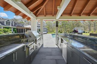 Chilmark Luxury Quansoo Beach Access-4BR - 2