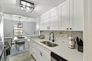 Cozy 2BR Hilton Head Townhome w Pool Access - 5