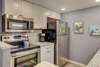 Spacious 3BR Hilton Head Getaway Pool Access - 3