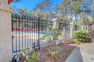 Beach Getaway 2BR w Pool Modern Comforts - 8