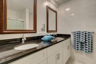 Beach Getaway 2BR w Pool Modern Comforts - 7