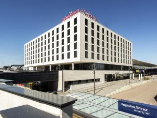 Mövenpick Hotel Stuttgart Messe & Congress - 0