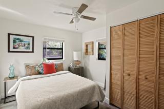 Nautical 3-Bedroom Hideaway only 10min to the Beach! - 3