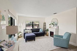 Nautical 3-Bedroom Hideaway only 10min to the Beach! - 6