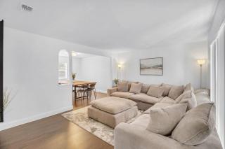 TX1 House Sauna & Game Room Fun For Groups - 9