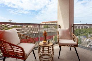 ARI Luxury Apartment with Balcony - 3