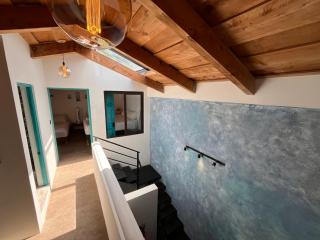 Antigua Central Casa or Loft King Beds Volcano View - Buen Rollo Escapes - 5