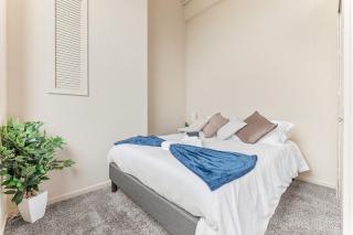 Downtown Gym Sauna Parking Pet Friendly - 9