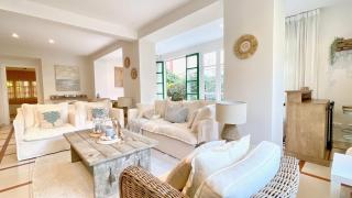 Covas Seabreeze Cottage - 6