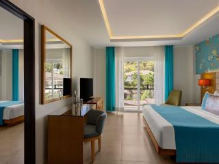 Movenpick Resort & Spa Boracay - 1