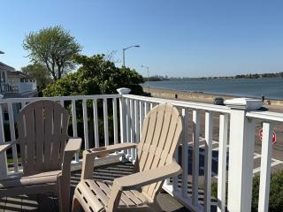 Stunning Beachfront 3BR, Ocean Views, Near Boston - 6