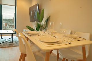 Luxury sky suites 2 bedroom 2 bathroom city centre apartment - 9