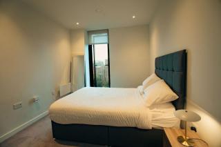 Luxury sky suites 2 bedroom 2 bathroom city centre apartment - 8
