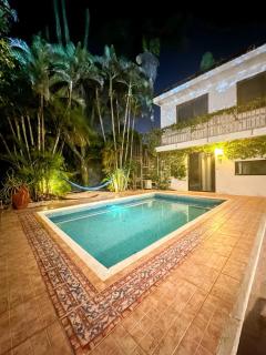 Cozy Apartment for 2 with Pool Access - 0