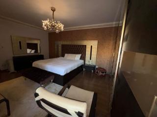 Ultra-Luxury 3BR Apartment in Rehab City New Cairo - 5