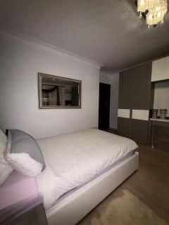 Ultra-Luxury 3BR Apartment in Rehab City New Cairo - 2